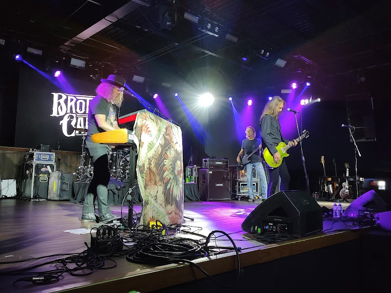 Piere's Entertainment Center - Live Music and Entertainment photo 2