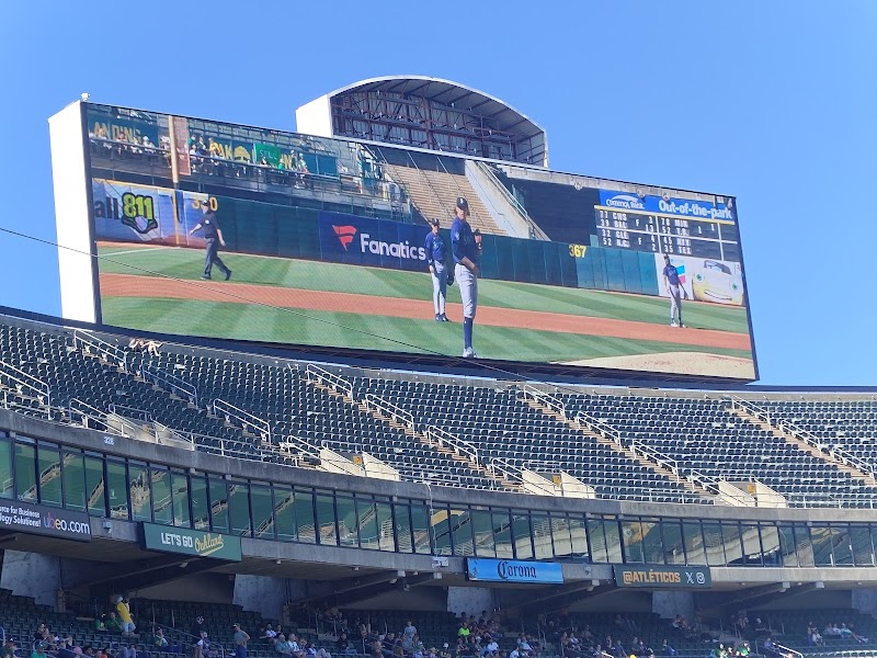 Oakland Coliseum photo 6
