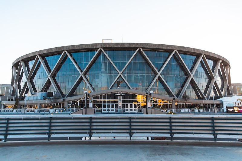 Oakland Arena photo 1