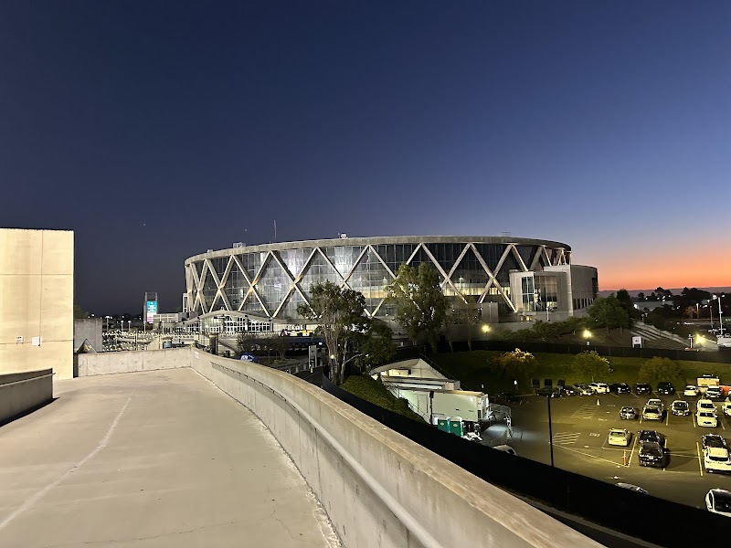 Oakland Arena photo 2