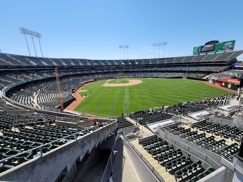Oakland Arena photo 4