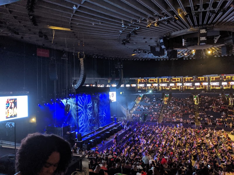 Oakland Arena photo 5