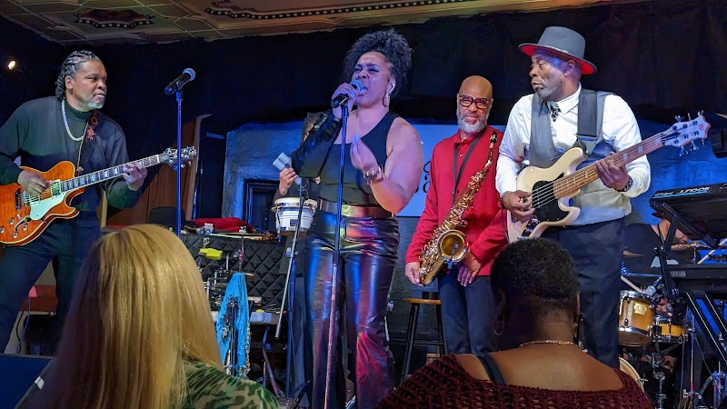 Aretha's Jazz Cafe photo 5