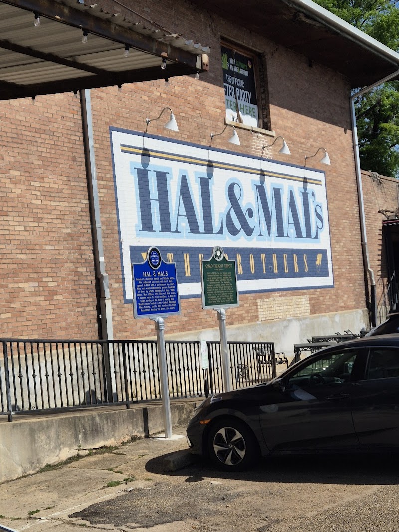Hal & Mal's photo 8