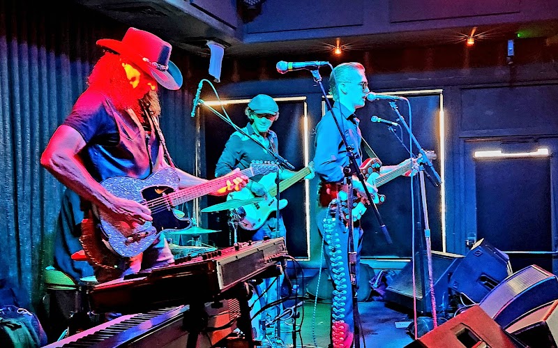 Humphreys Backstage Live photo 9