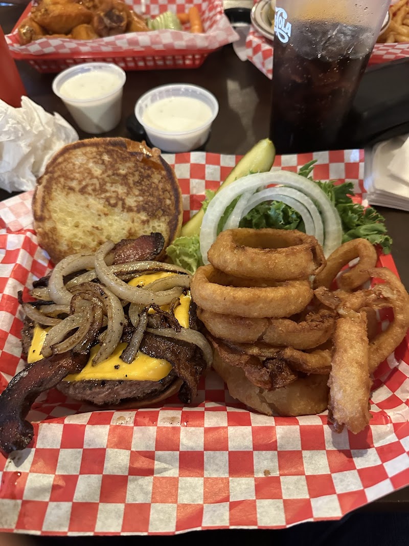 260 Roadhouse photo 2