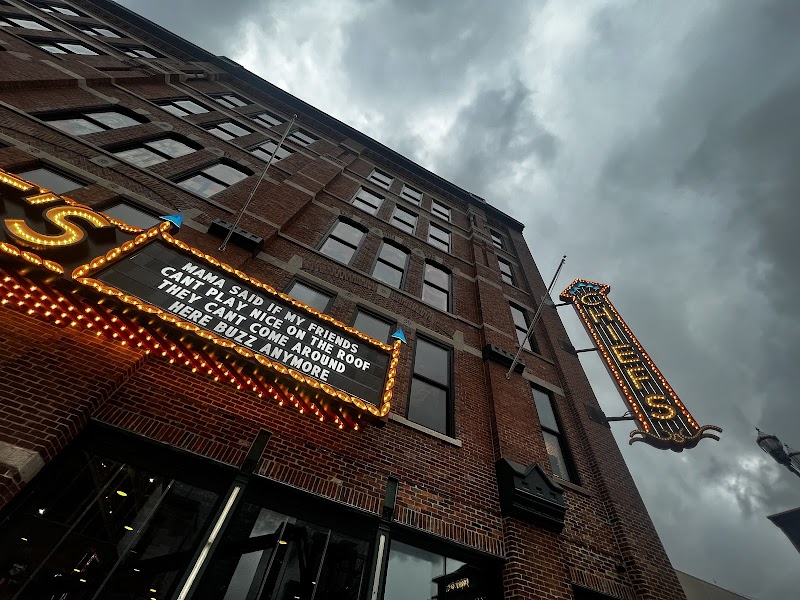 Chief's on Broadway photo 4