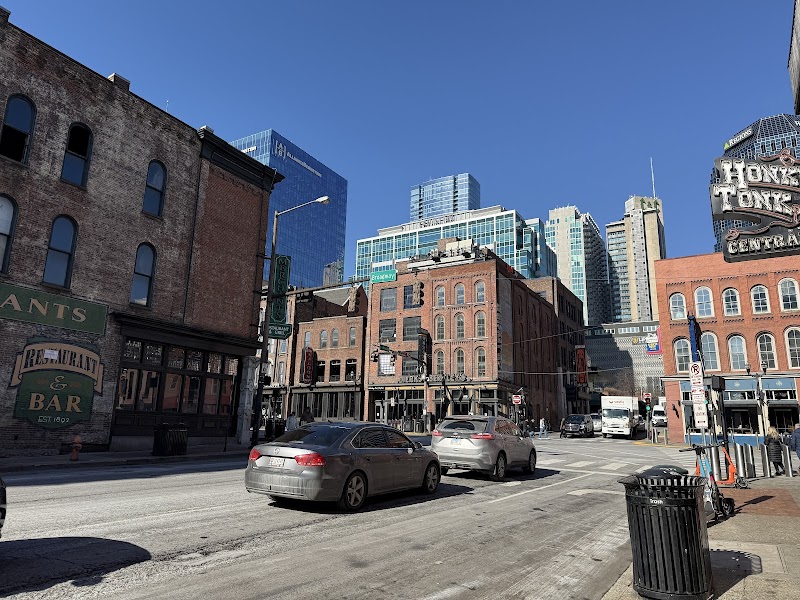 Chief's on Broadway photo 7