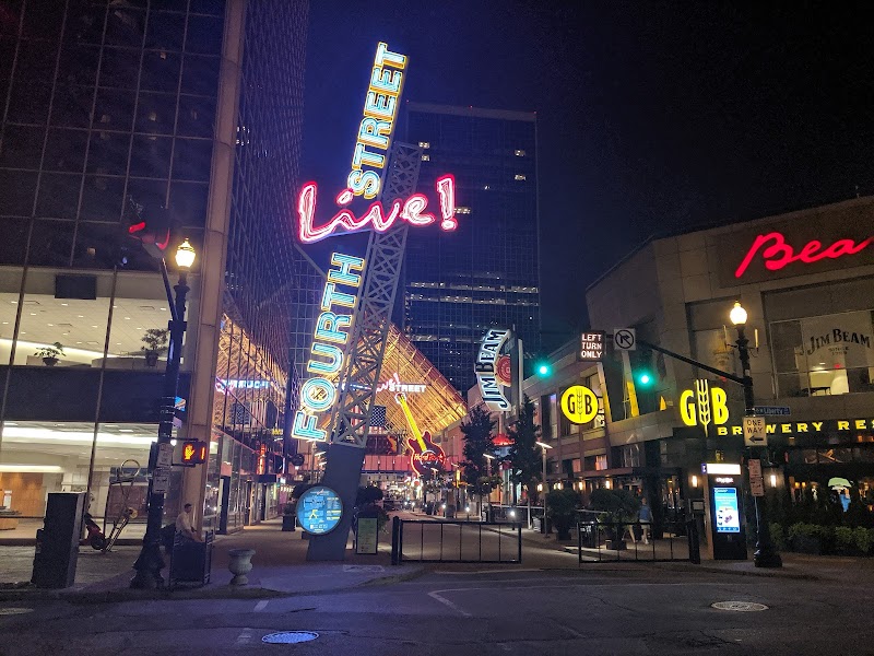 Fourth Street Live! photo 4