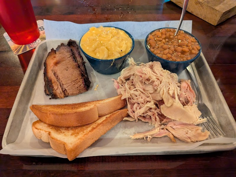 Wildwood Smokehouse & Saloon photo 9