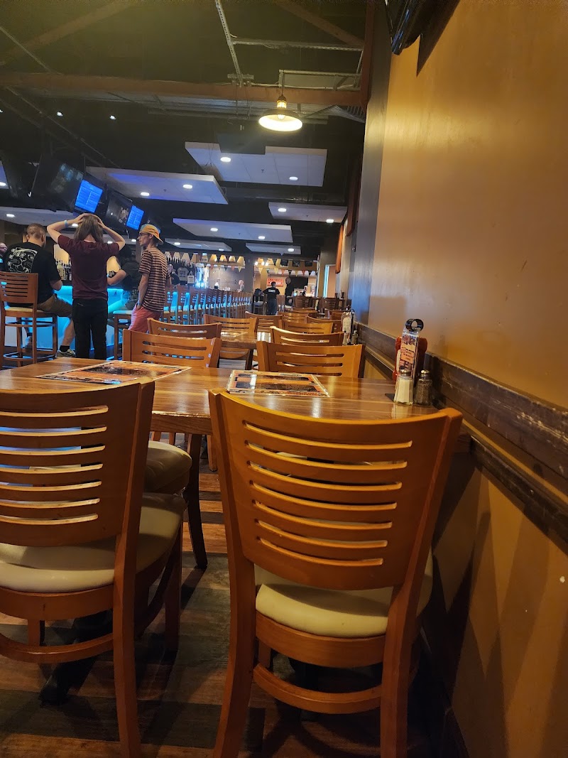 Crafthouse Stage & Grill photo 6