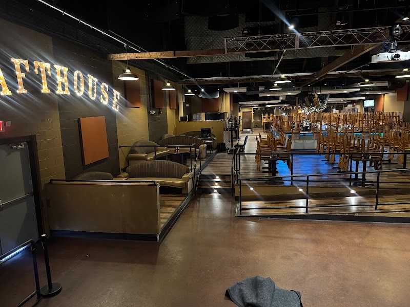 Crafthouse Stage & Grill photo 7
