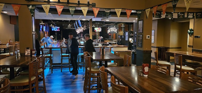 Crafthouse Stage & Grill photo 9