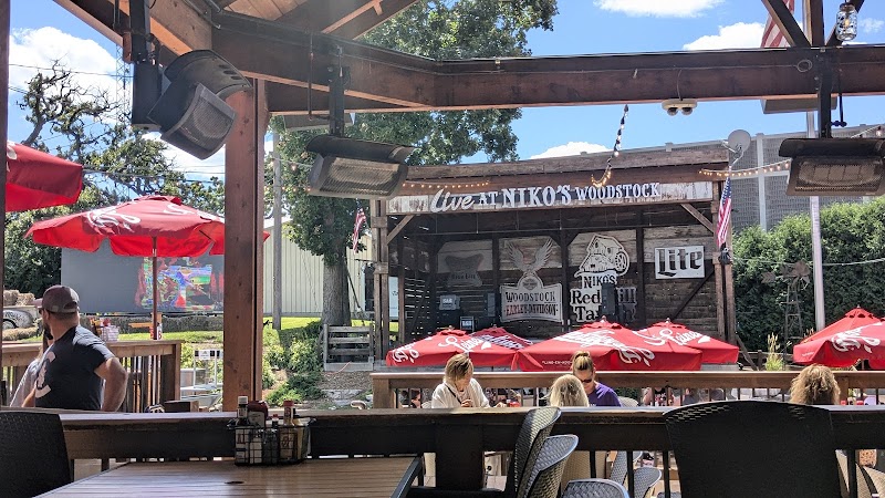 Niko's Red Mill Tavern photo 4