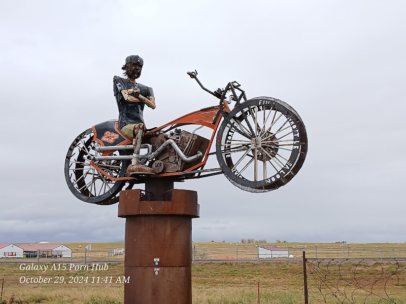 Full Throttle Saloon photo 6