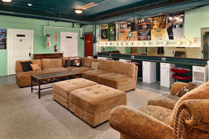Historic Everett Theatre photo 9