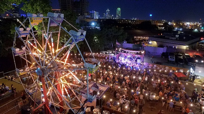 Ferris Wheelers Backyard & BBQ photo 4