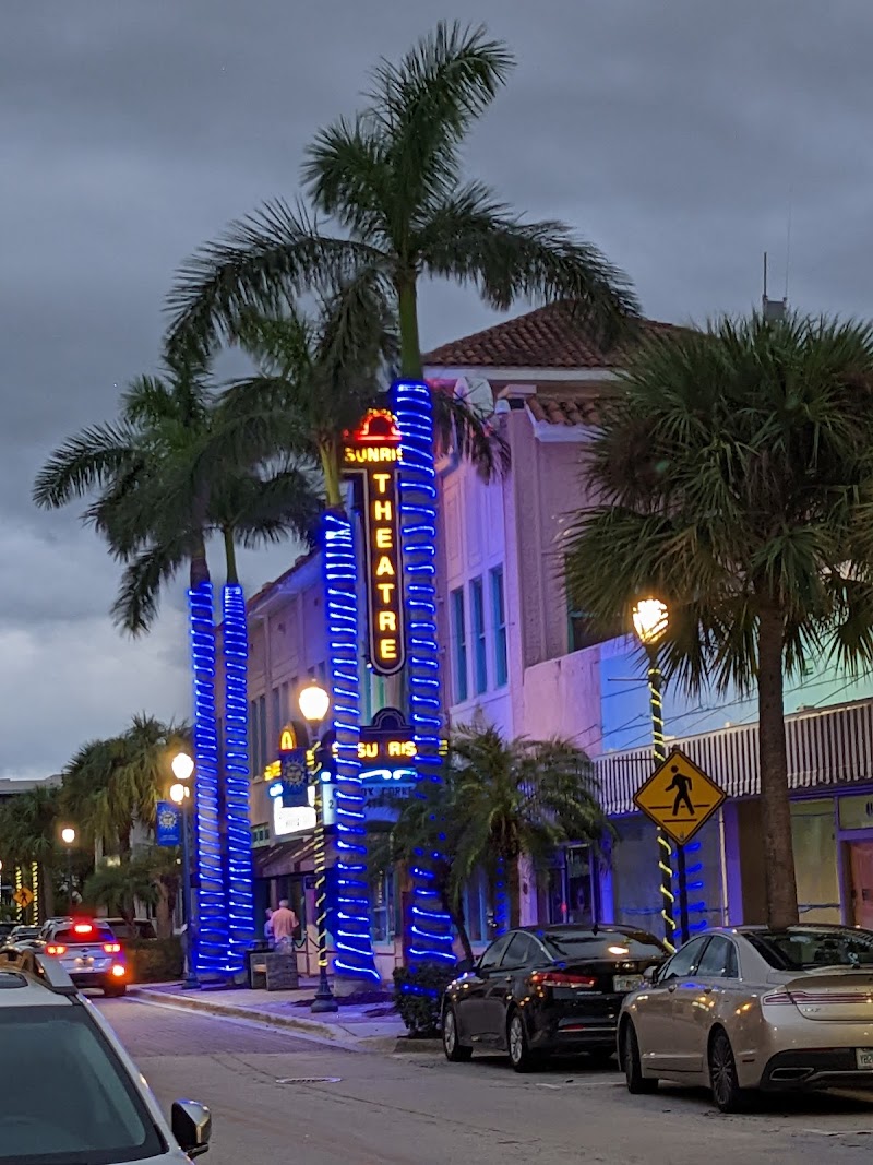 Sunrise Theatre photo 7