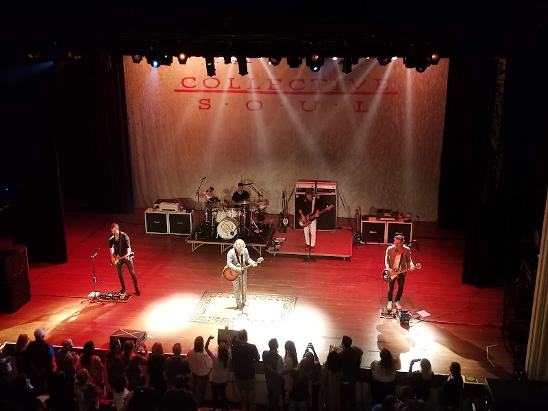 Albany Municipal Auditorium photo 1
