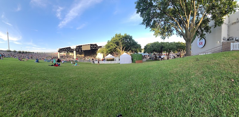 Dos Equis Pavilion photo 2