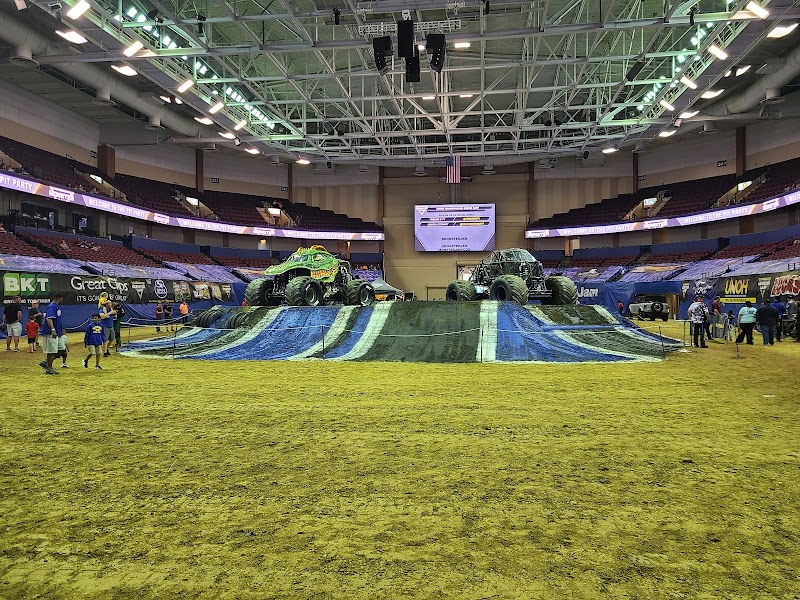 Landers Center photo 2
