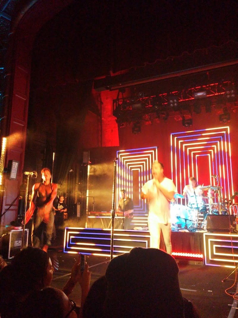 Sunshine Theater photo 10