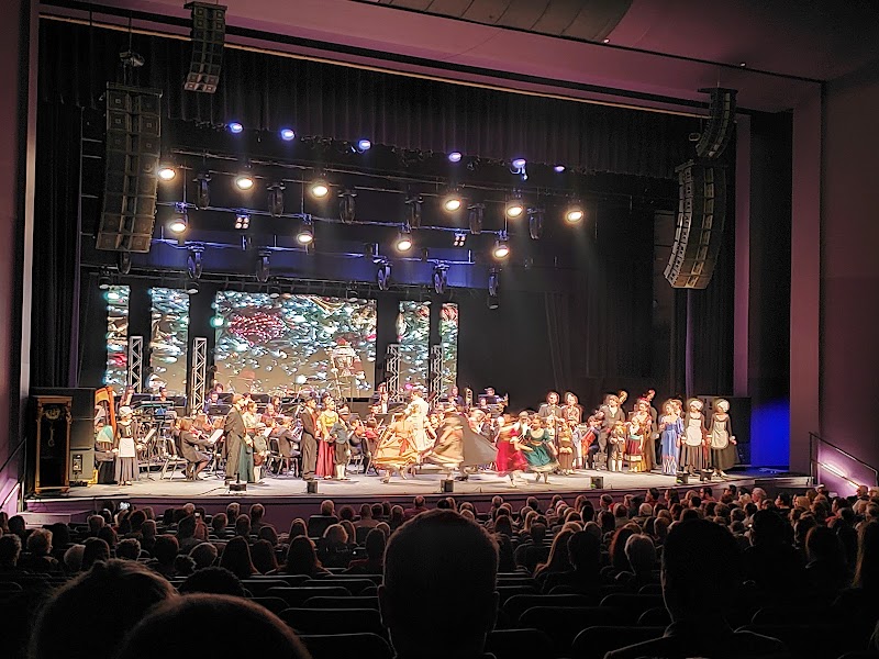 Reynolds Performance Hall photo 3