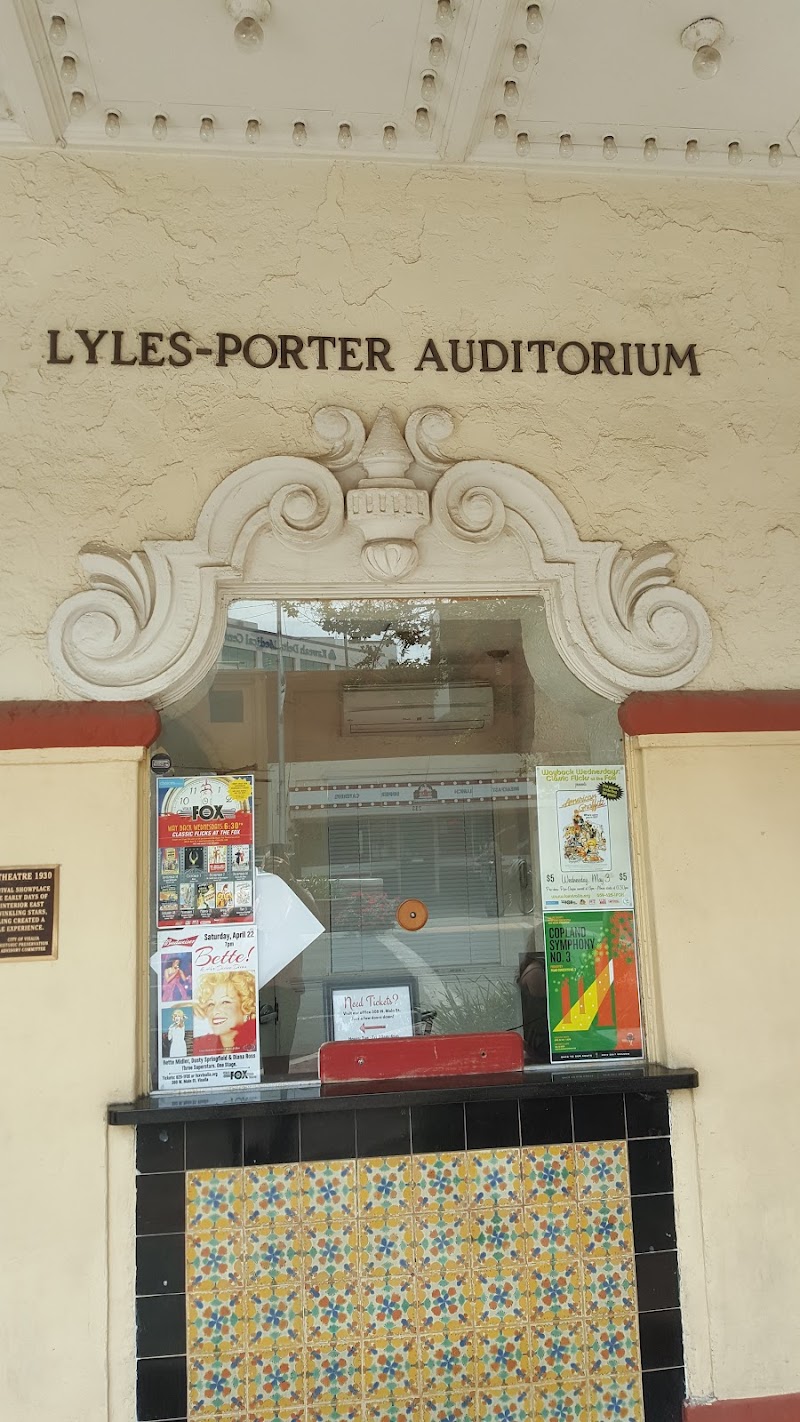 Visalia Fox Theatre photo 7