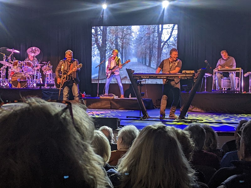 Dixie Carter Performing Arts Center photo 2