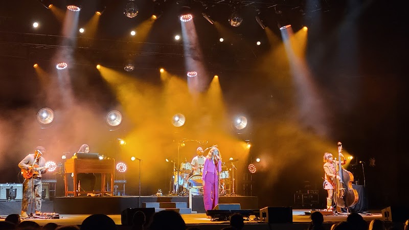 Virginia Credit Union LIVE! photo 2