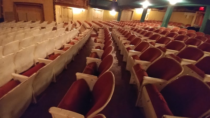 Lincoln Square Theater photo 8
