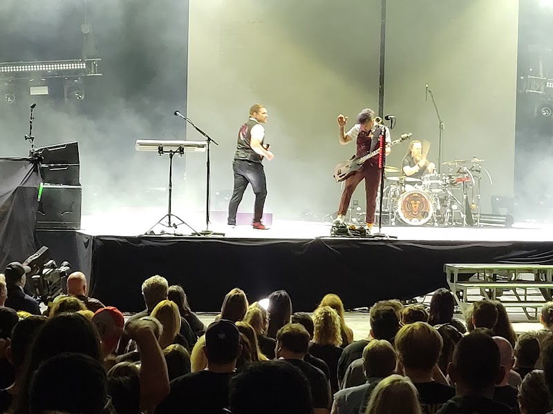 PNC Bank Arts Center photo 18