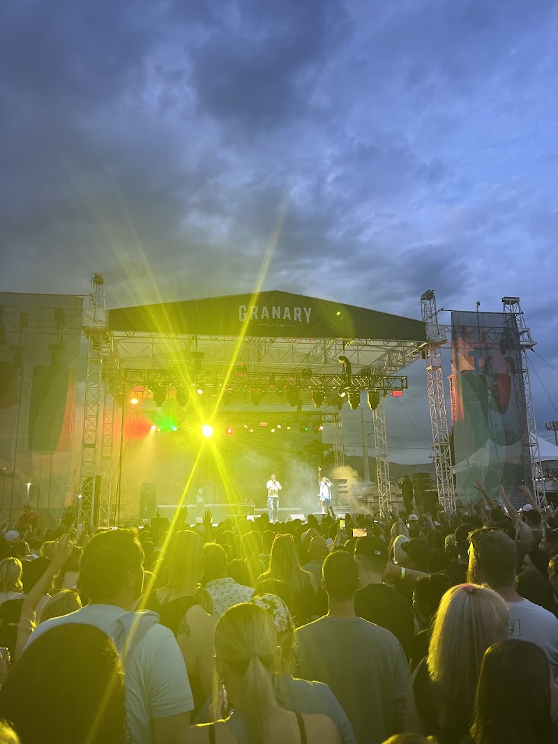 Granary Live photo 8