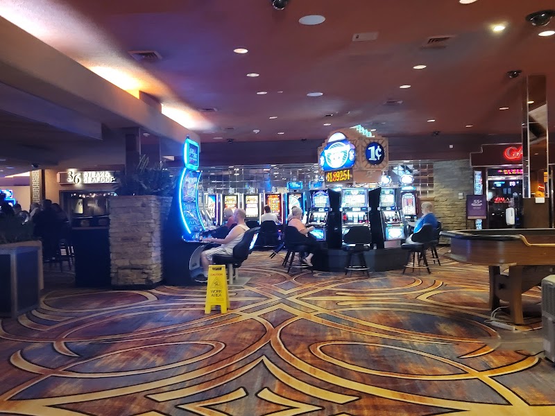 Cactus Petes Resort Casino and The Horseshu Hotel Casino photo 6