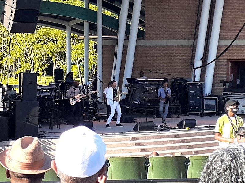 Country Club Hills Amphitheater photo 14