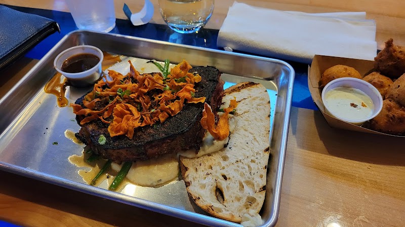 Lori's Roadhouse photo 2