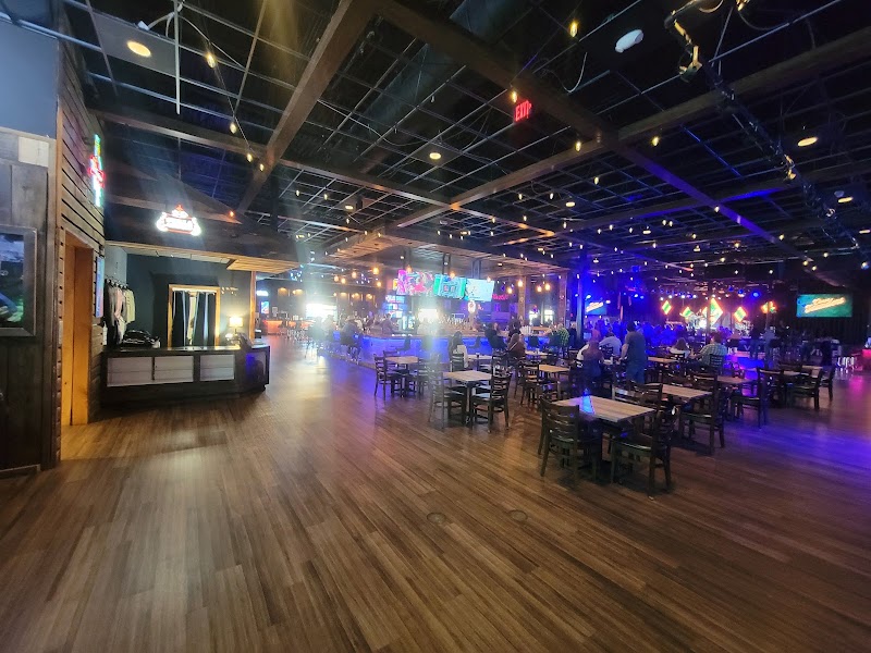 Lori's Roadhouse photo 4