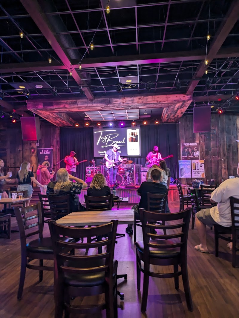 Lori's Roadhouse photo 5