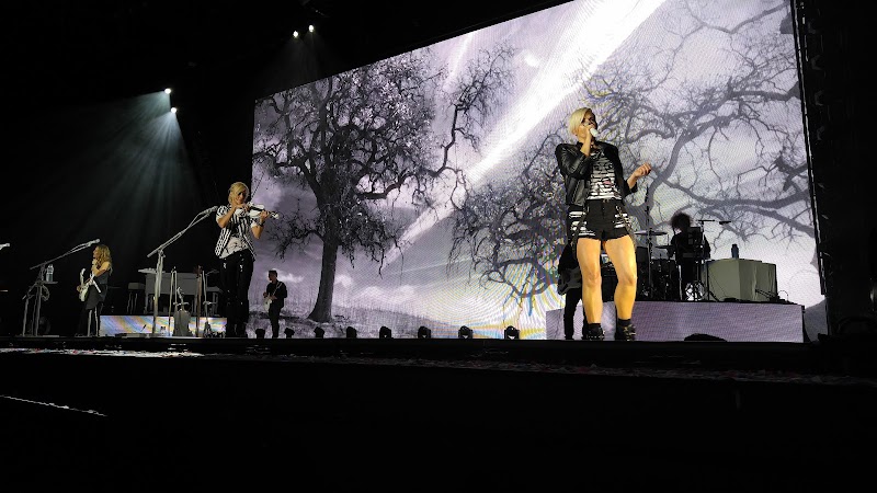 Cascades Amphitheater photo 6
