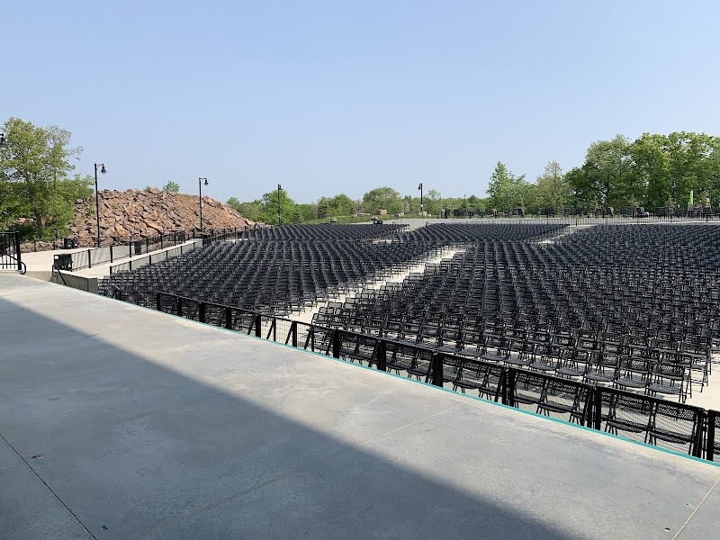 The Ledge Amphitheater photo 20