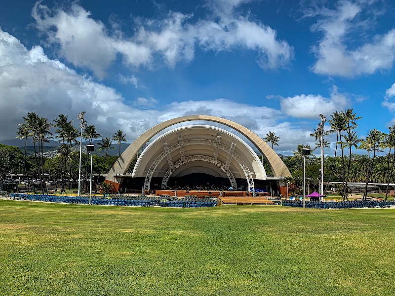 Tom Moffatt Waikiki Shell photo 1