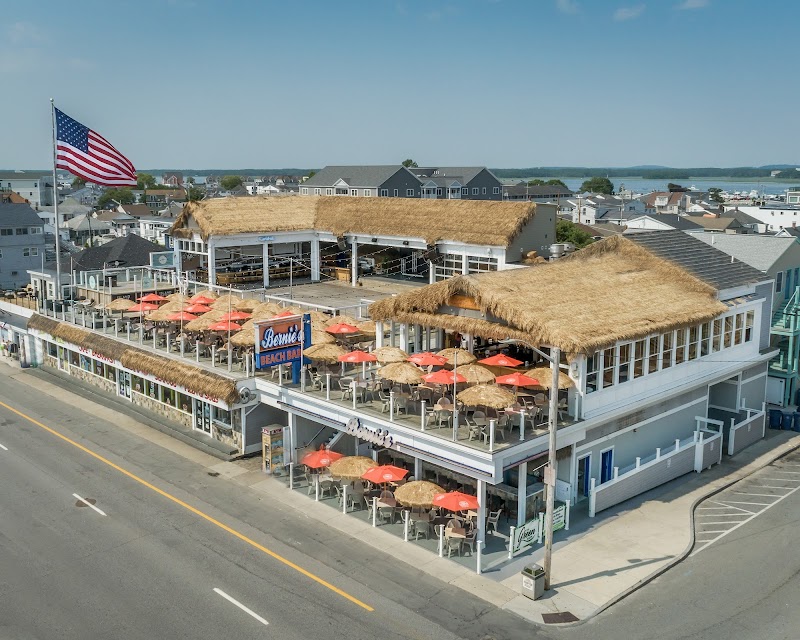 Bernie's Beach Bar photo 3