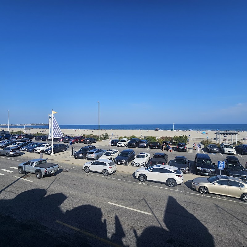 Bernie's Beach Bar photo 4