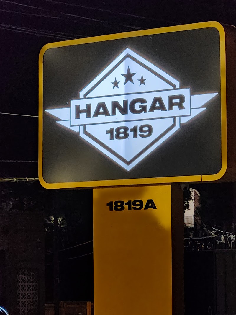 Hangar 1819 photo 2