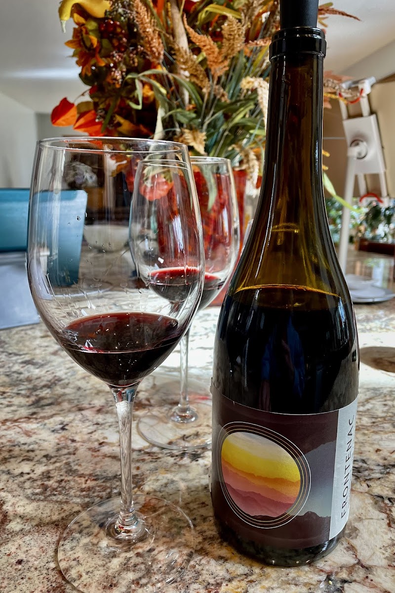 LedgeStone Vineyards photo 7