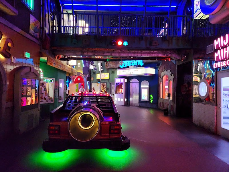 Meow Wolf photo 4