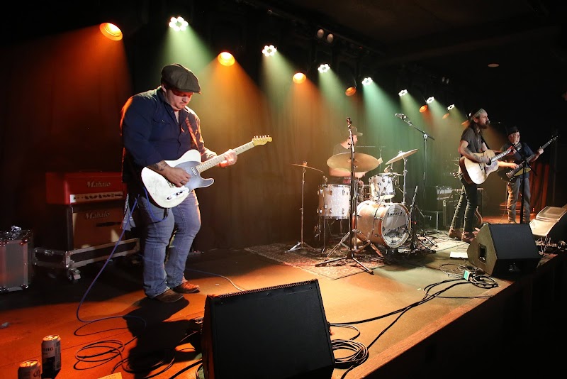 Woodlands Tavern photo 3