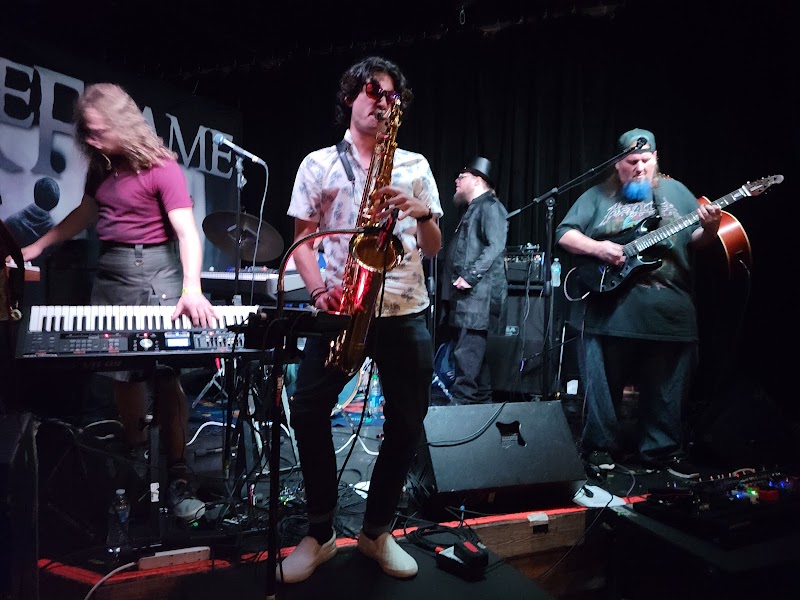 Growlers photo 3