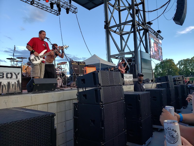 Bi-Mart Amphitheater photo 1