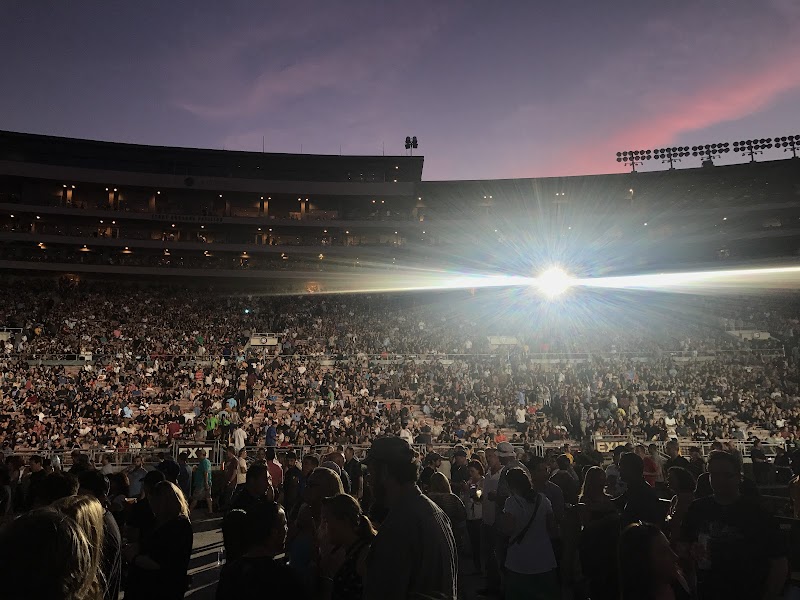 Rose Bowl Stadium photo 9